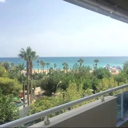Apartament Albir Playa * 阿尔比尔